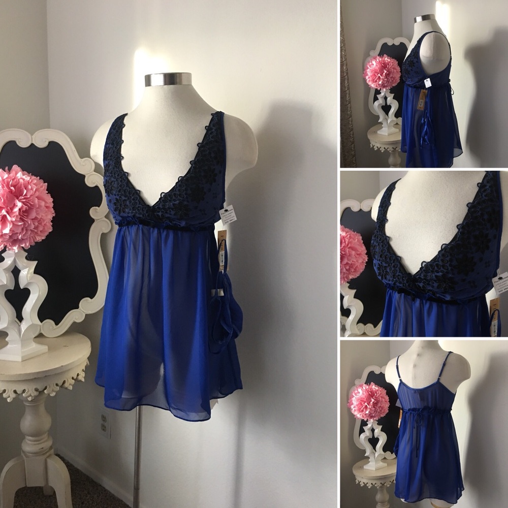 ⭐️SALE 🌺Floria Nikrooz 
2pce Babydoll